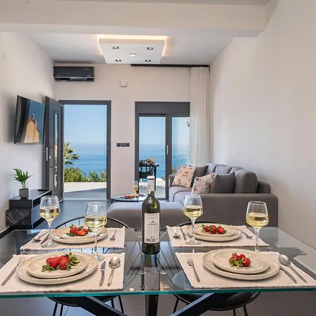 Pnoe Luxury ロウダータ