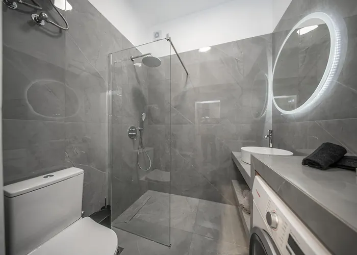 Pnoe Luxury Лурдата
