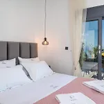 Апартаменты Pnoe Luxury *