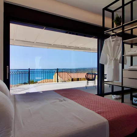 Pnoe Luxury Лурдата